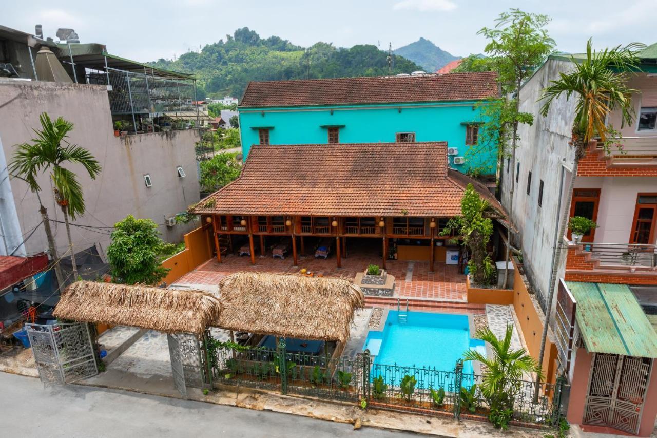 Odyssey Hostel, Tours & Motorbikes Rental Ha Giang Exterior foto